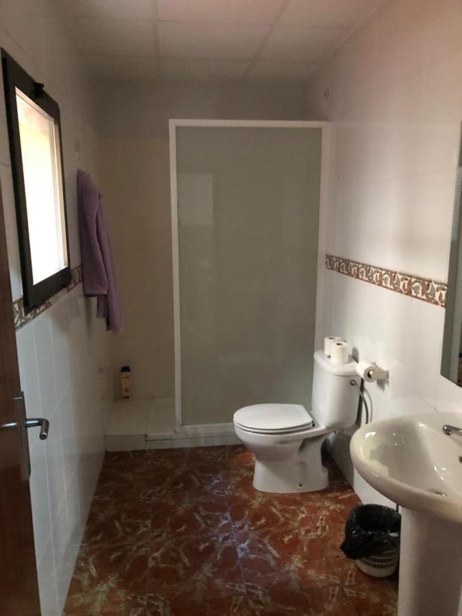 Hotel Манисес Екстериор снимка
